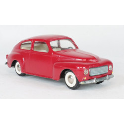 Tekno 822 Volvo P544