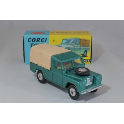 Corgi Toys 438-A Land Rover...