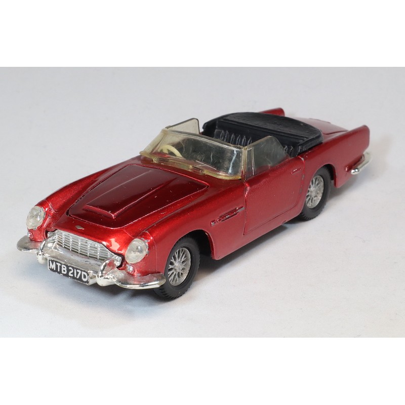 Dinky Toys 110 Aston Martin DB5 Convertible
