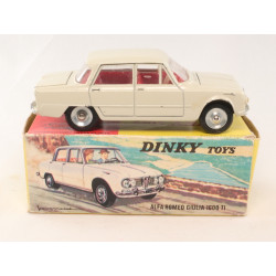 Dinky Toys 514 Alfa Romeo...